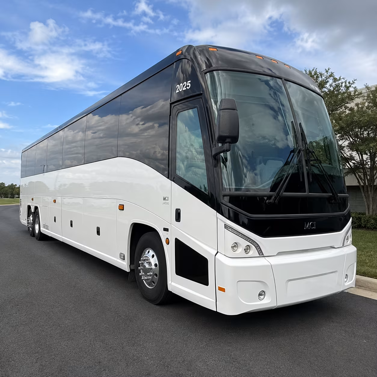 corporate campus shuttles and tech conference transportation along the silicon valley corridor